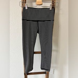 Lululemon stripe wunder under. Luon fabric.